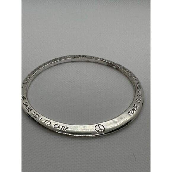 Peace is something the world should share Silver Tone Bracelet - Picture 3 of 8